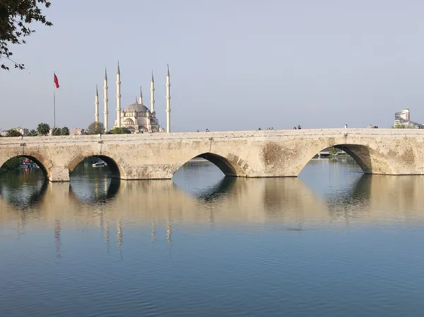 Adana Taş Köprü: Roma'dan Günümüze Uzanan Tarihi Miras