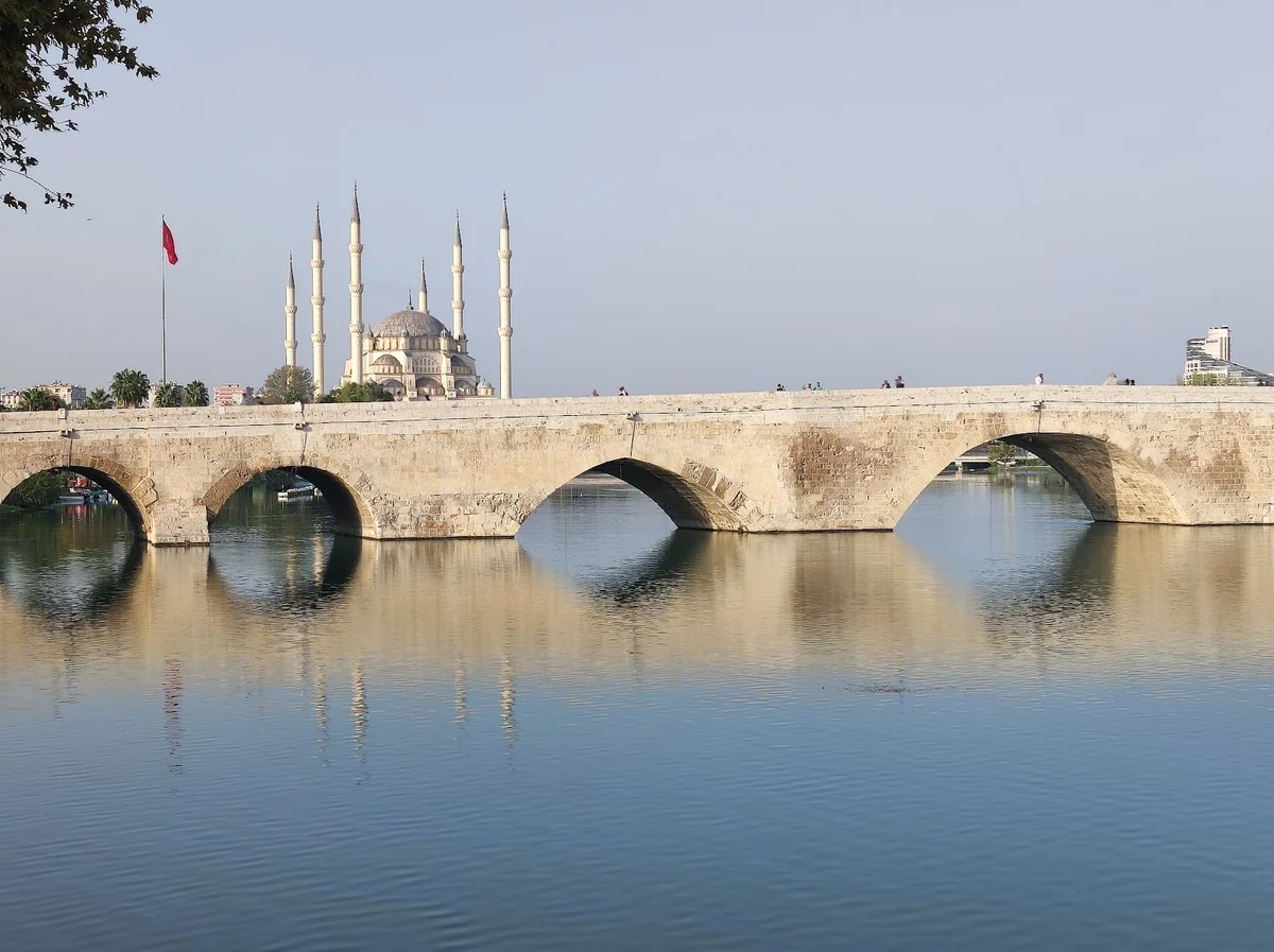 Adana Taş Köprü: Roma'dan Günümüze Uzanan Tarihi Miras
