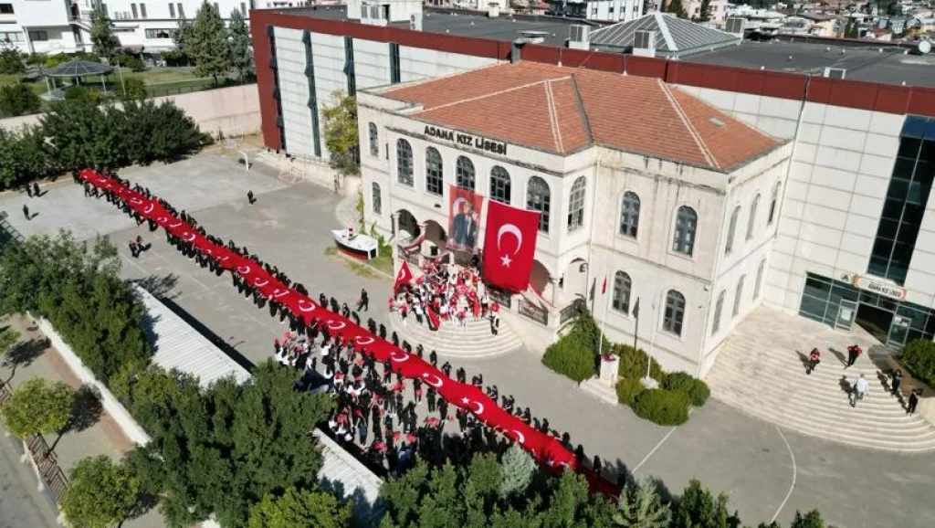 Adana Tarihi Kız Lisesi: Seyhan'ın Kültürel Mirasını Keşfedin - Turist Rehberi