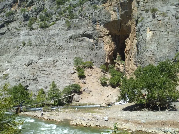 Adana Feke Göksu Nehri: Ekolojist Gözüyle Yaban Hayatı ve Doğa Rehberi