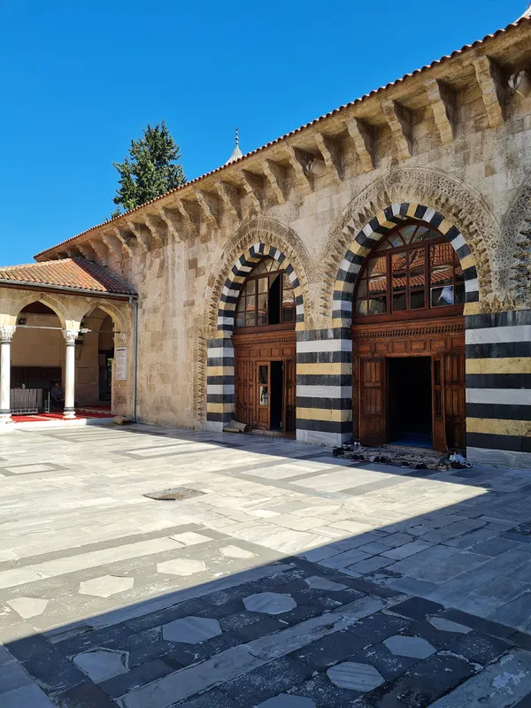 Adana Akça Mescit: Osmanlı Öncesi Türk-İslam Mimarisinin En Eski Tanığı (1489)