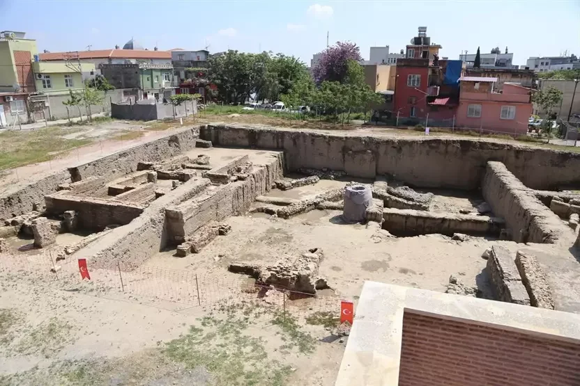 Adana Tepebağ Evleri ve Höyüğü: Osmanlı Sivil Mimarisinin Tarihsel Analizi ve Sosyo-Kültürel Dönüşümü