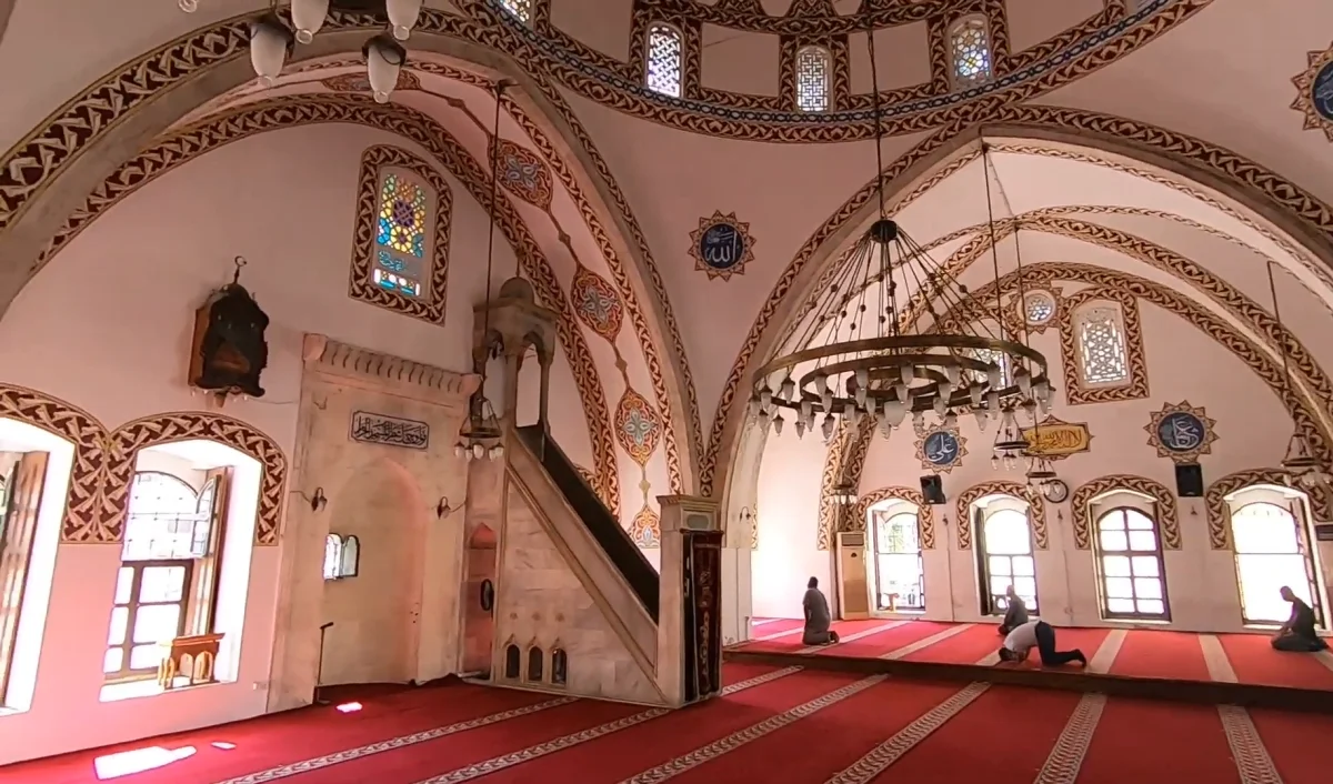 Hatay Habib-i Neccar Camii: Antakya'nın Kutsal Buluşma Noktası ve İnanç Turizmi Merkezi