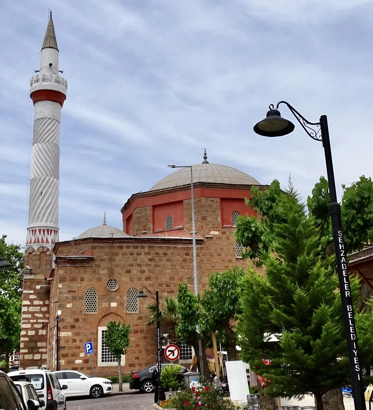 Kahramanmaraş Hatuniye Camii: Kahramanmaraş'ın Tarihi Hazinesi Kültür Turizmi Rehberi