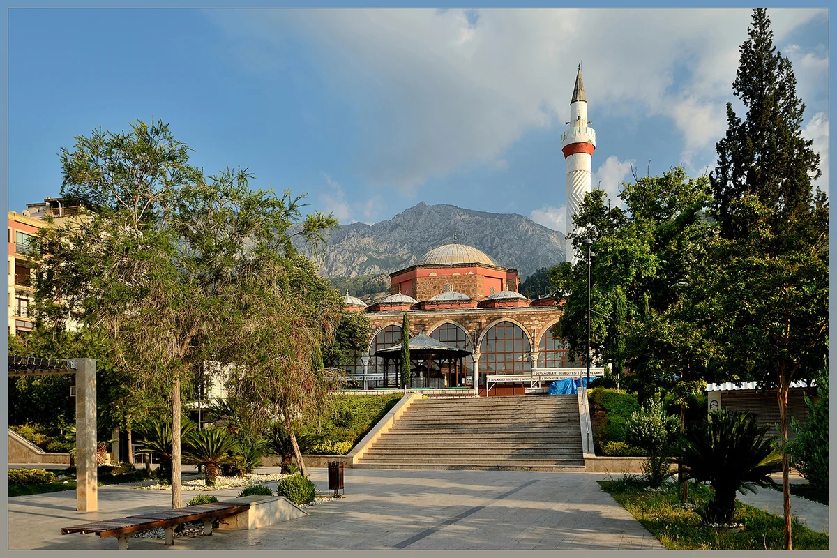 Kahramanmaraş Hatuniye Camii: Kahramanmaraş'ın Manevi Mirasının İnanç Turizmi Değeri