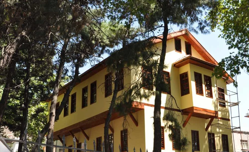 Kahramanmaraş Kâtip Han: Dulkadiroğlu Mirasından Günümüze Uzanan Mimari Şaheser
