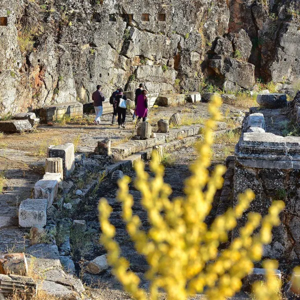 Isparta Pisidia Antiokheia Antik Kenti: Yalvaç'ın Kutsal İnanç Turizmi Merkezi