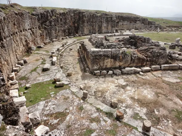 Isparta Pisidia Antiokheia Antik Kenti: Yalvaç'ın Kutsal İnanç Turizmi Merkezi