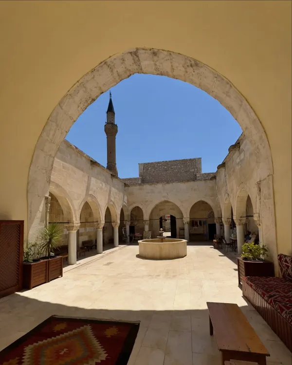 Isparta Hızır Bey Camii: Eğirdir'in Tarihî Ulu Camisi ve Toplumsal Dayanışma Örneği