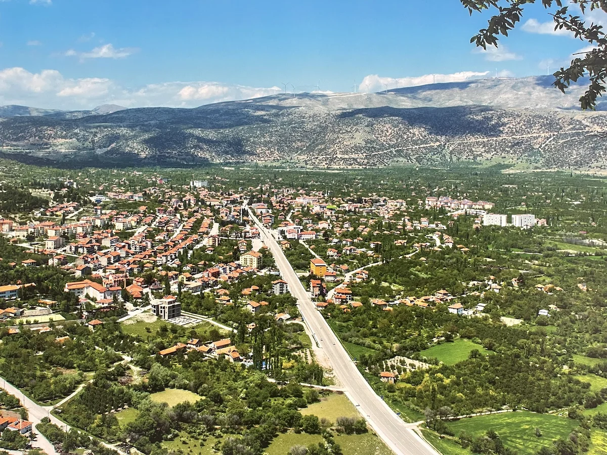 Isparta Uluborlu Kalesi