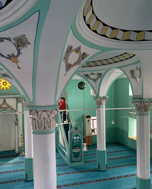 Isparta Devlethan Camii: Yalvaç'ın Selçuklu'dan Osmanlı'ya Uzanan Tarihi Mirası