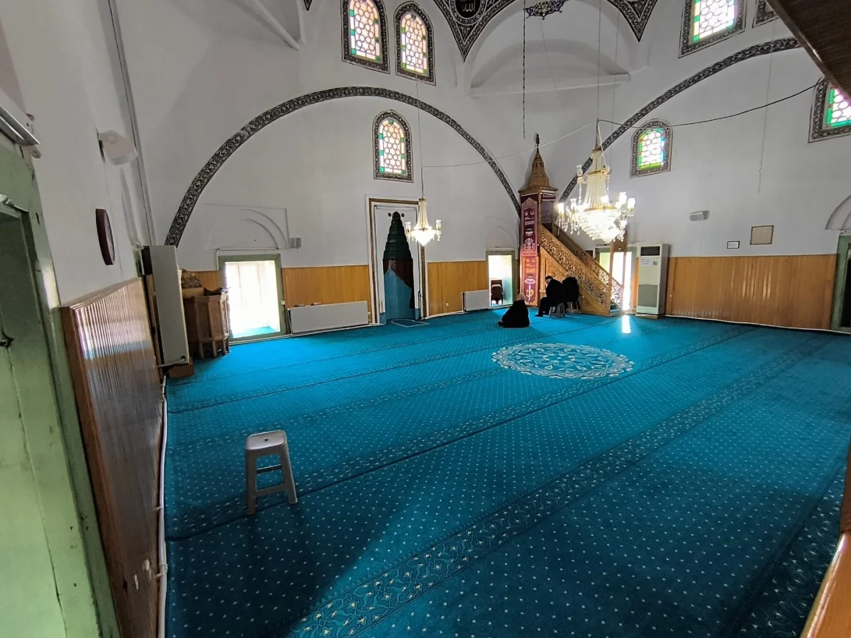 Isparta Seferağa Camii: Sütçüler'in Tarihi Hazinesi Kültür Rehberi