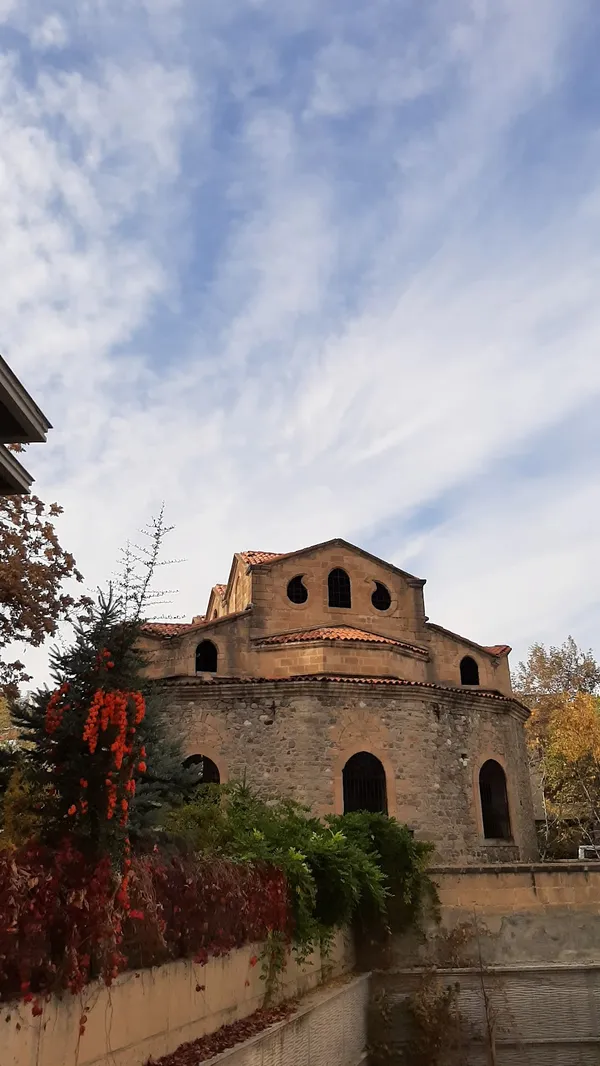 Isparta Aya Yorgi Kilisesi: Isparta'nın Tarihi Kültür Hazinesi Rehberi