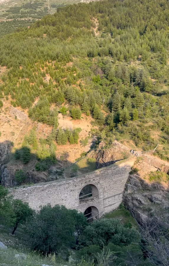 Isparta Cirimbolu Su Kemeri: Uluborlu'nun Tarihi Mühendislik Harikası Rehberi
