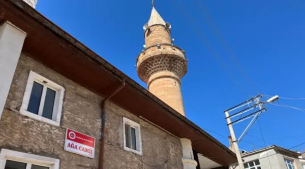 Isparta Merkez Ağa Camii: Eğirdir'in Osmanlı Mimarisinin İncisi