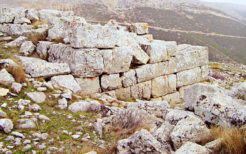 Isparta Conana Antik Kenti: Isparta'nın Kaletepe Yamacındaki Antik Yerleşim