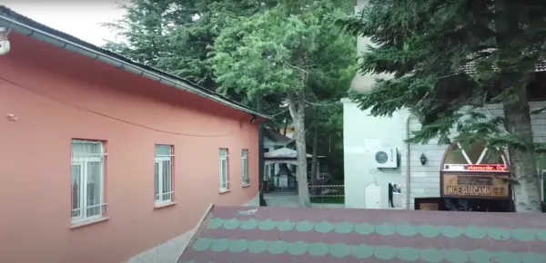 Isparta İncesu Köyü Camii: Isparta'nın 330 Yıllık Ahşap Sanatı Hazinesi