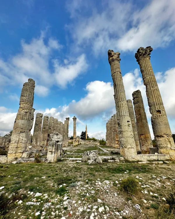 Mersin Uzuncaburç: Silifke'nin Jeolojik Mirasla Bezeli Antik Kenti