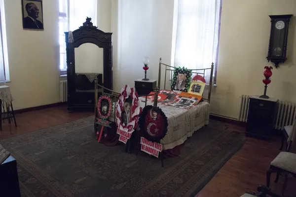 Mersin Atatürk Evi: Mersin'in Tarihi Müze Hazinesi Rehberi