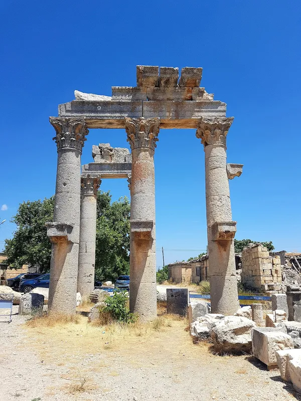 Mersin Olba Antik Kenti: Silifke'nin Tapınak Devleti Mirası ve Sanat Hazineleri