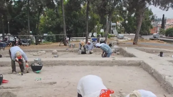 Mersin Gözlükule Höyüğü: Tarsus'un 9000 Yıllık Tarih Hazinesi Rehberi