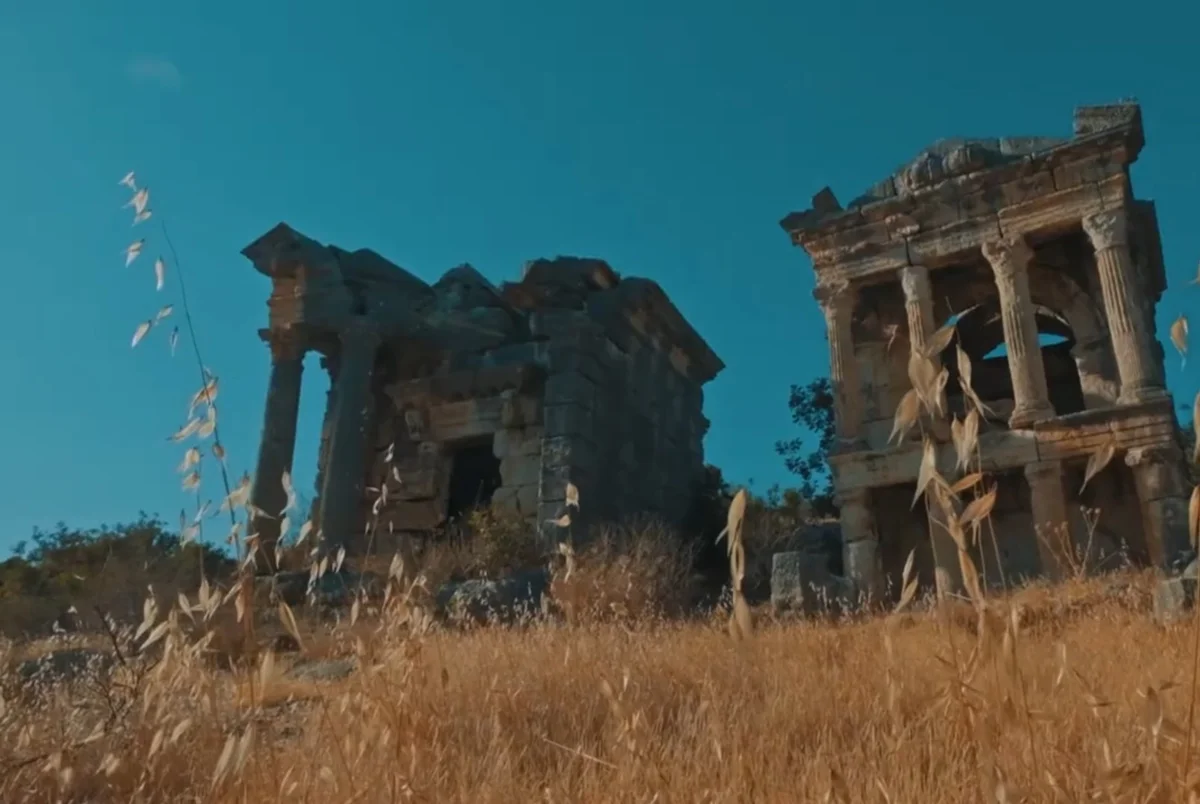 Mersin Demircili Anıt Mezarları: Silifke'nin Gizli Roma Hazinesi Rehberi