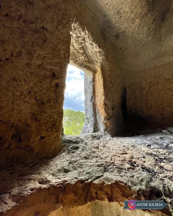 Mersin Tapureli Antik Kenti: Erdemli'nin Toros Yamaçlarındaki Bizans Sanat Hazinesi