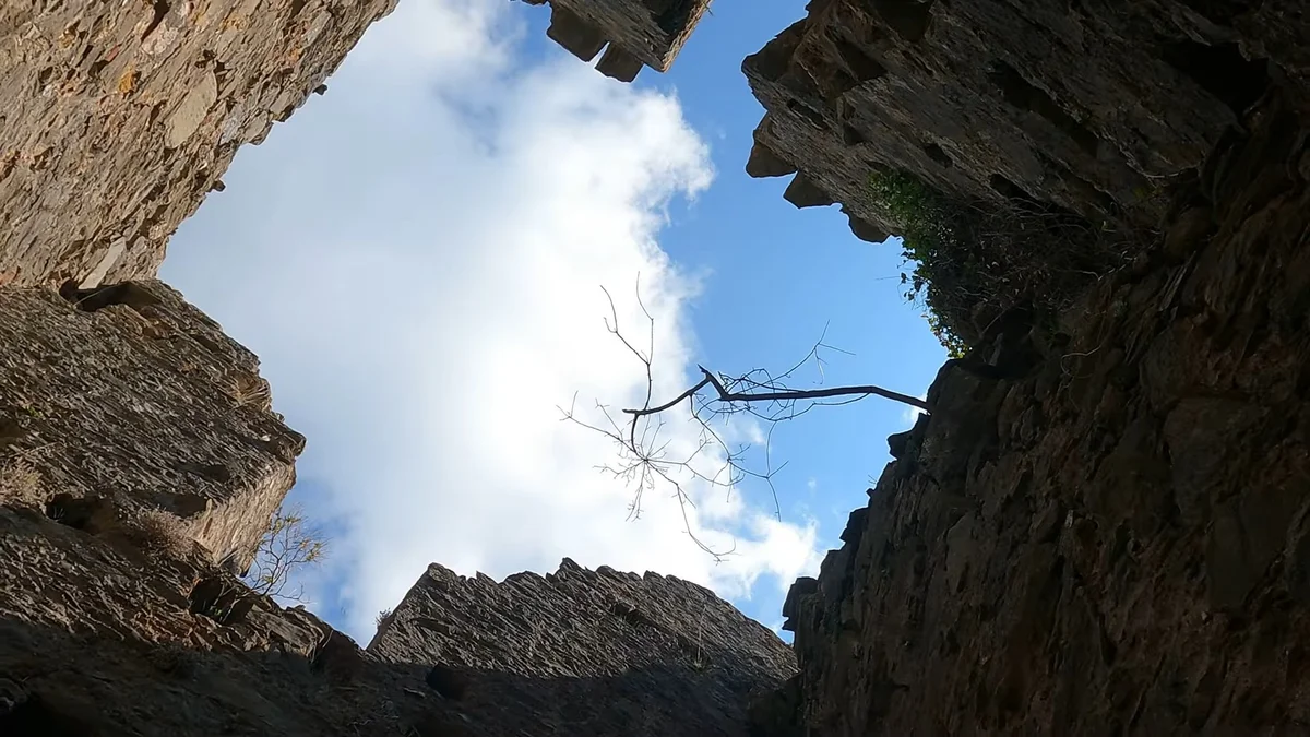 Mersin Yelbiz Kalesi: Bozyazı'nın Bizans Dönemi Manastır Kompleksi