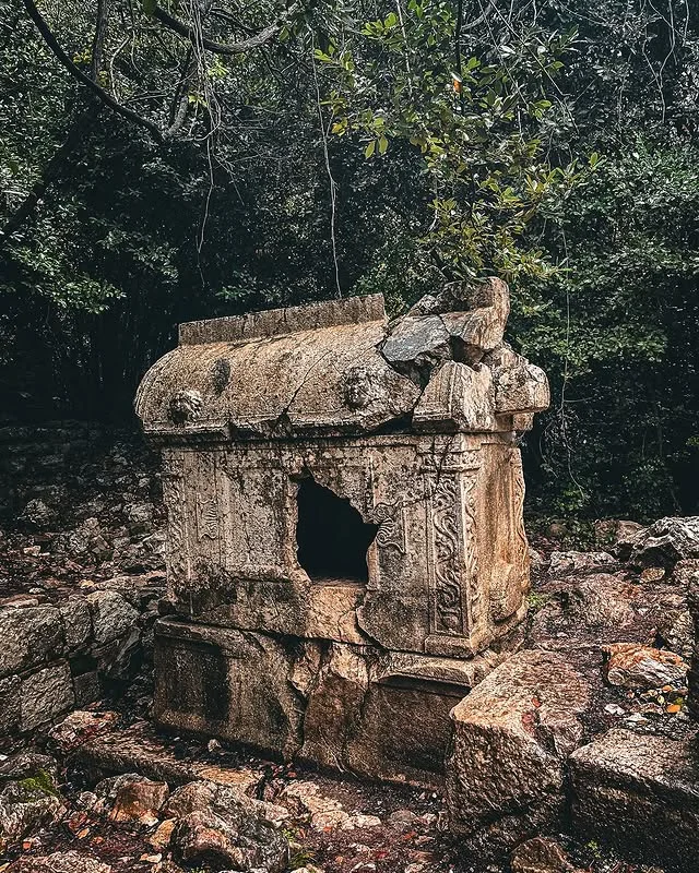 Antalya Olympos Antik Kenti: Antalya'nın Sanat ve Mimari Hazinesi