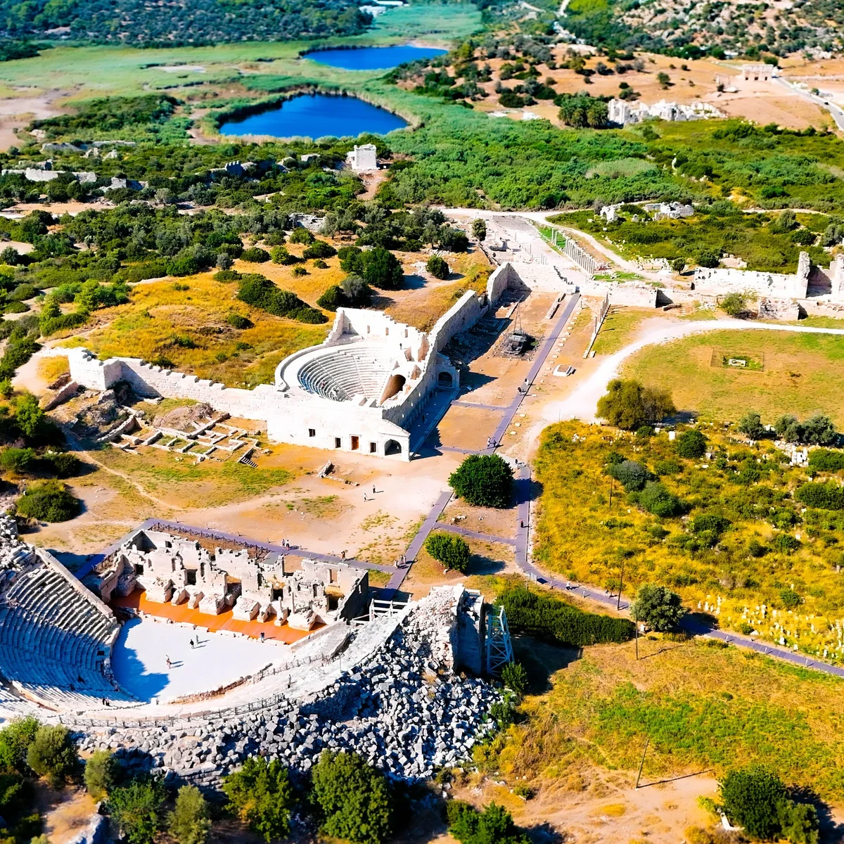 Antalya Patara Antik Kenti: Kaş'ın Kutsal Mirası ve İnanç Turizmi Hazinesi