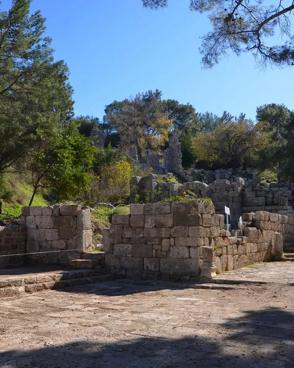 Antalya Phaselis Antik Kenti: Kemer'in Üç Limanlı Antik Ticaret Merkezi