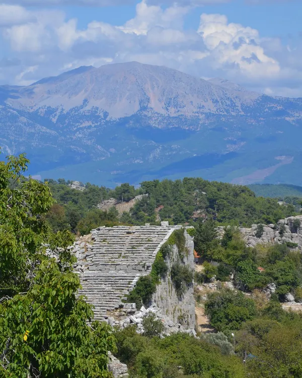 Antalya Selge Antik Kenti: Pisidia'nın Dağlık Kalesi ve Tarihsel Mirası