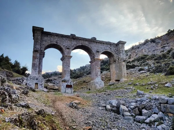 Antalya Ariassos Antik Kenti: Döşemealtı'nın Pisidya Mozole Hazinesi