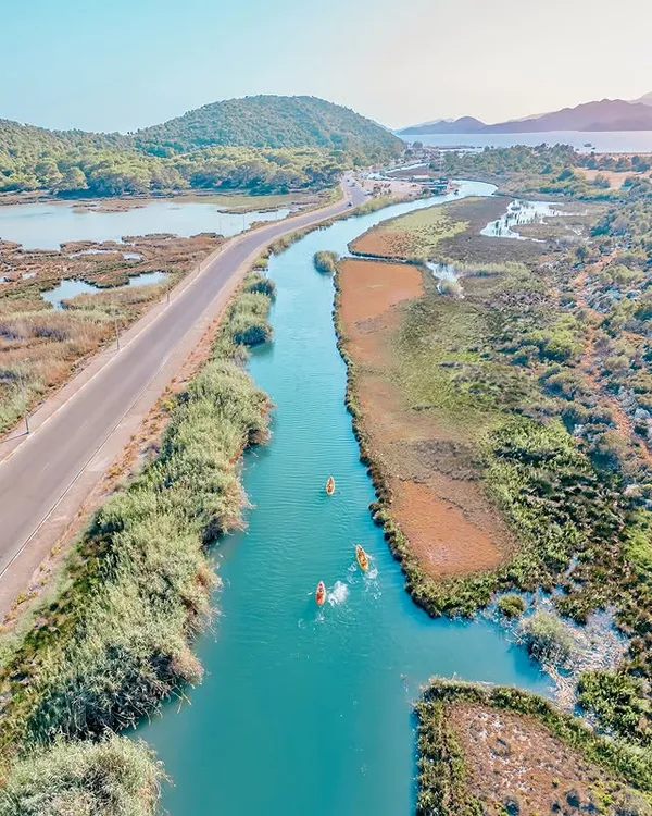Antalya Andriake Antik Kenti: Demre'nin Jeolojik Dönüşümle Şekillenen Liman Mirası