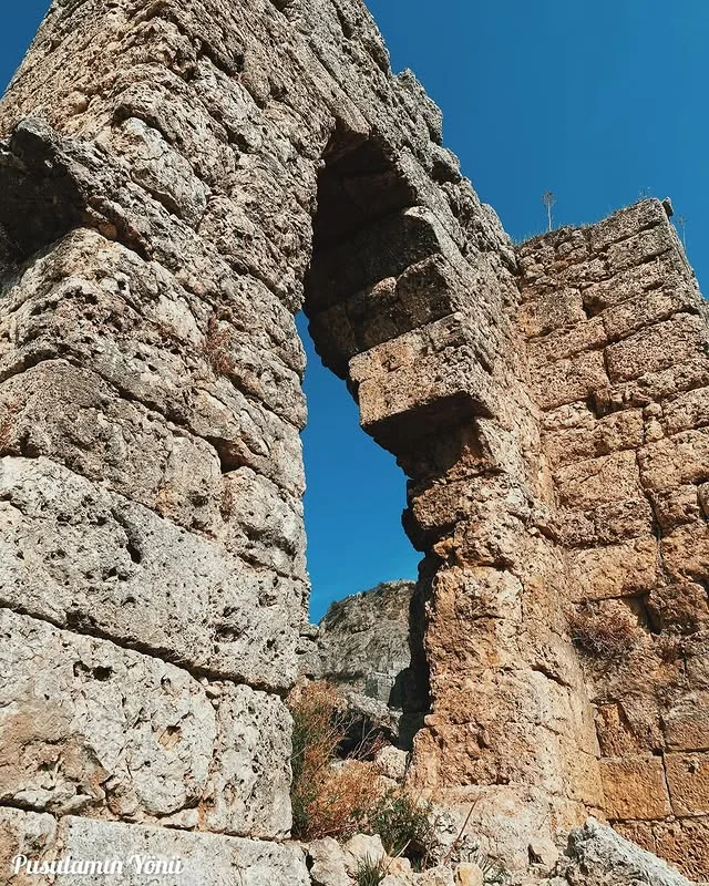 Antalya Sillyon Antik Kenti: Serik'in Keşfedilmemiş Tarih İncisi