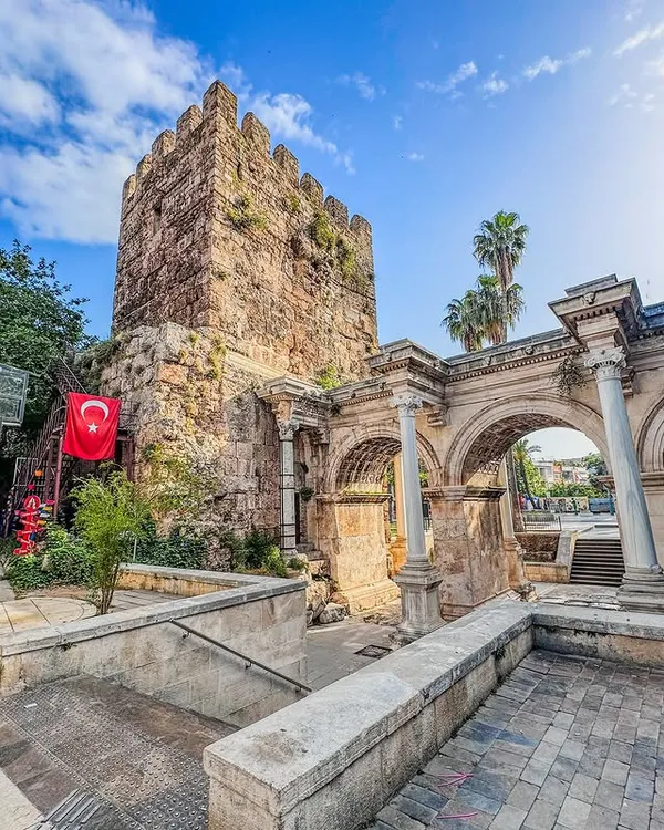 Antalya Kaleiçi: Muratpaşa'nın Yaşayan Kültür Hazinesi