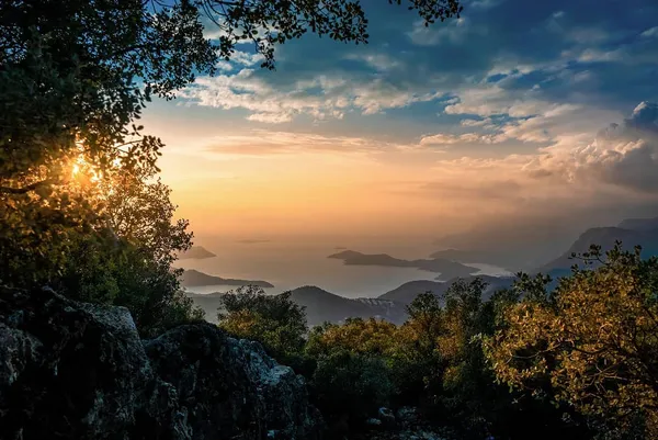 Antalya İsinda Antik Kenti: Kaş'ın Sessiz Likya Kalesi
