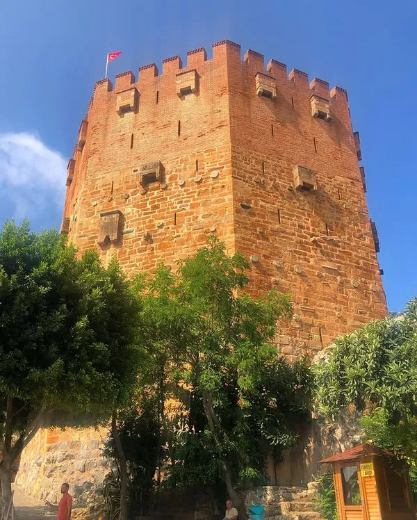 Antalya Alanya Kızılkule: Alanya'nın Selçuklu Savunma Şaheseri