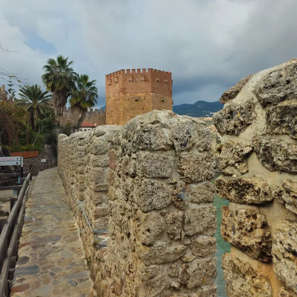 Antalya Alanya Kızılkule: Alanya'nın Selçuklu Savunma Şaheseri