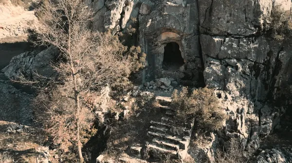 Antalya Colybrassus Antik Kenti: Alanya'nın Toros Dağlarındaki Helenistik Sanat Hazinesi