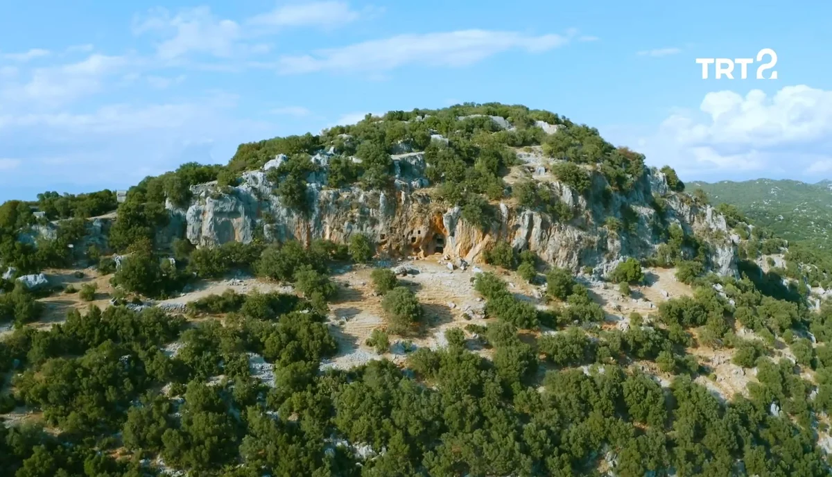 Antalya Kyaneai Ören Yeri: Demre'nin Lahitler Kenti ve Arkeolojik Hazinesi