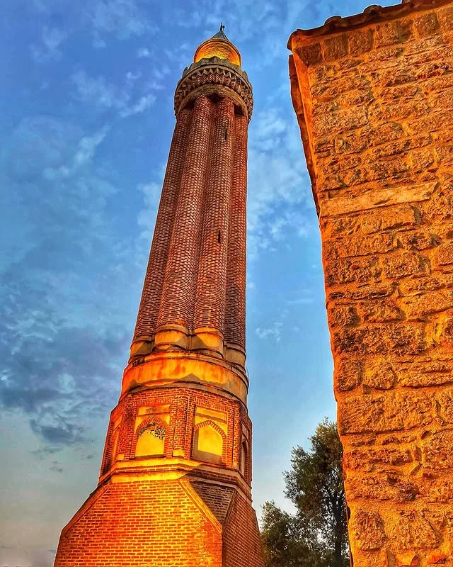 Antalya Yivli Minare Camii: Muratpaşa'nın Selçuklu İncisi ve Şehrin Sembolü