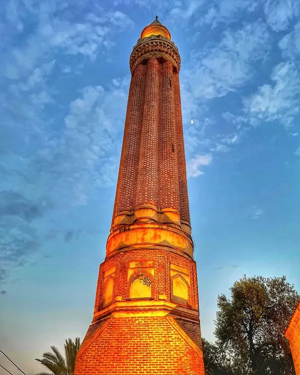 Antalya Yivli Minare Camii: Selçuklu Mimarisinin Akdeniz'deki İhtişamlı Tanığı