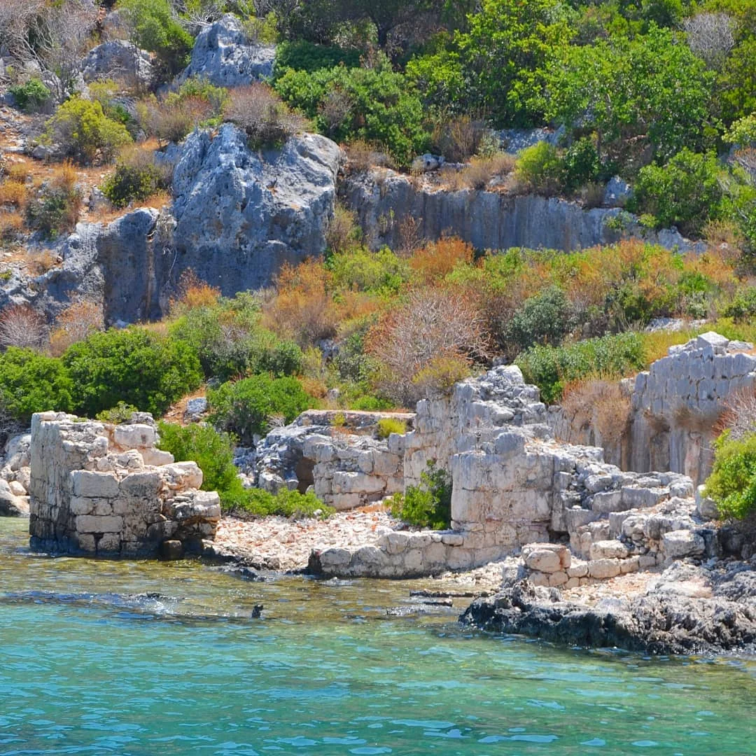 Antalya Kekova Adası: Demre'nin Batık Kent Hazinesi ve Likya Mirası