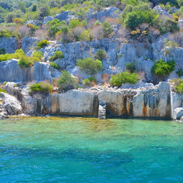 Antalya Kekova Adası: Demre'nin Tektonik Geçmişle Yoğrulmuş Batık Hazinesi