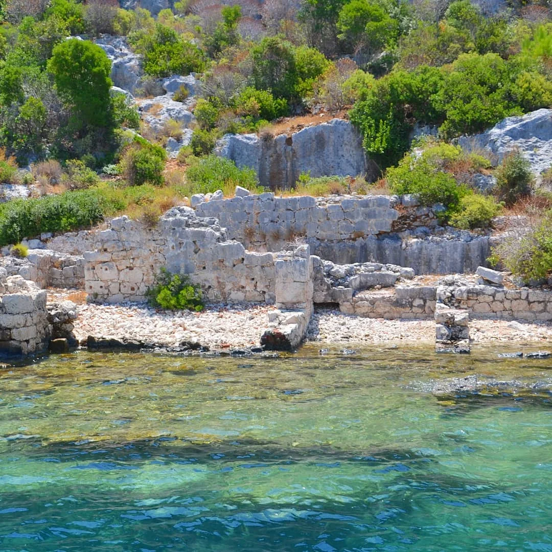 Antalya Kekova Adası: Demre'nin Eşsiz Ekolojik ve Arkeolojik Hazinesi
