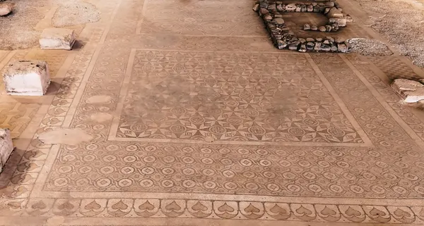 Kilis Aidesim Mozaikli Bazilikası: Merkez'in Erken Bizans Sanatı Hazinesi