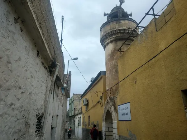 Kilis Hindioğlu Cami: Merkez'in Manevi Eğitim Kompleksi