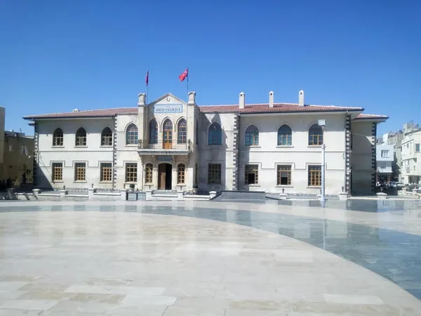 Kilis Tarihi Hükümet Konağı: Merkez'in Cumhuriyet Dönemi Mimari Şaheseri