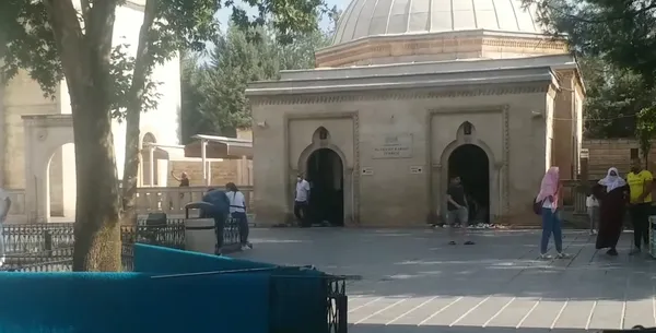 Siirt Veysel Karani Türbesi: Baykan'ın Tabiin Döneminden Günümüze Uzanan Manevi Mirası